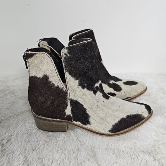 Myra Brown Off White Leather Cow Hide Western Bootie Boho 9 - Picture 3 of 13